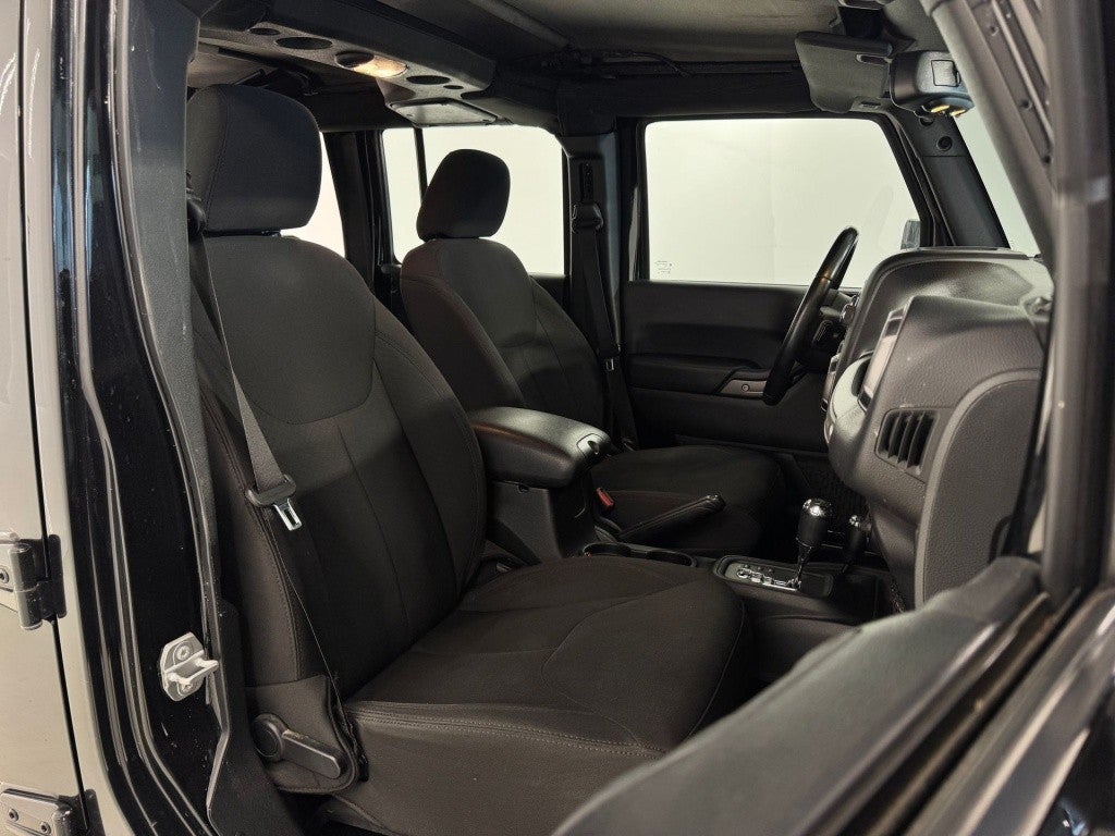 Jeep Wrangler Unlimited 2.8CRD Sport Aut.