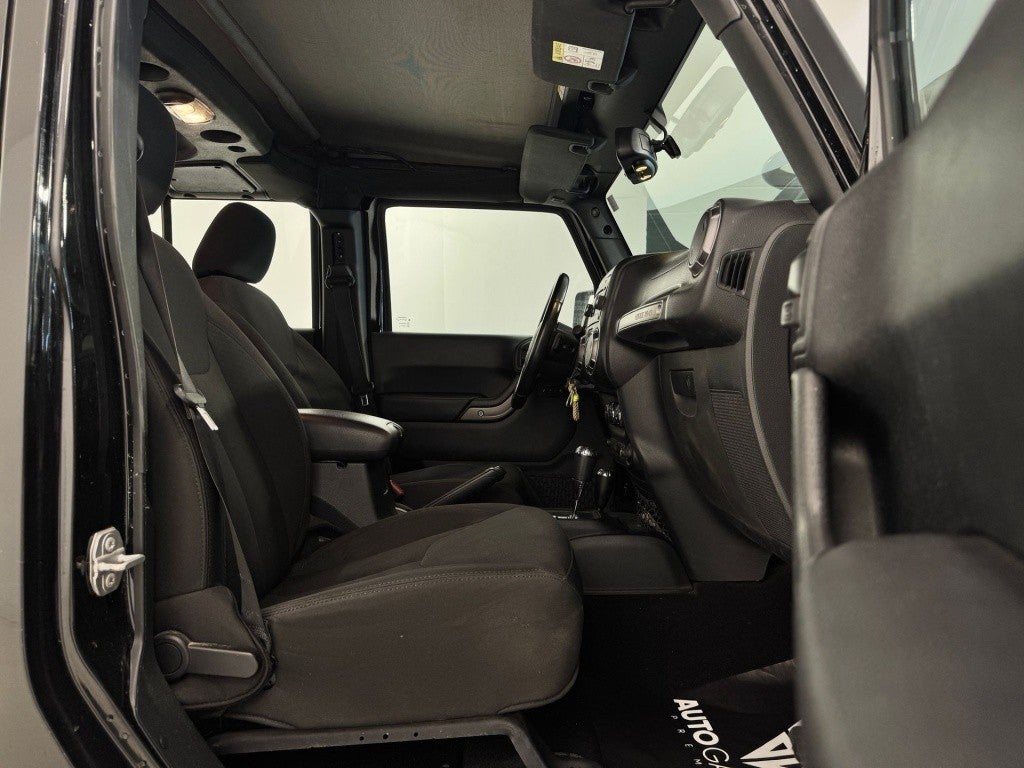 Jeep Wrangler Unlimited 2.8CRD Sport Aut.