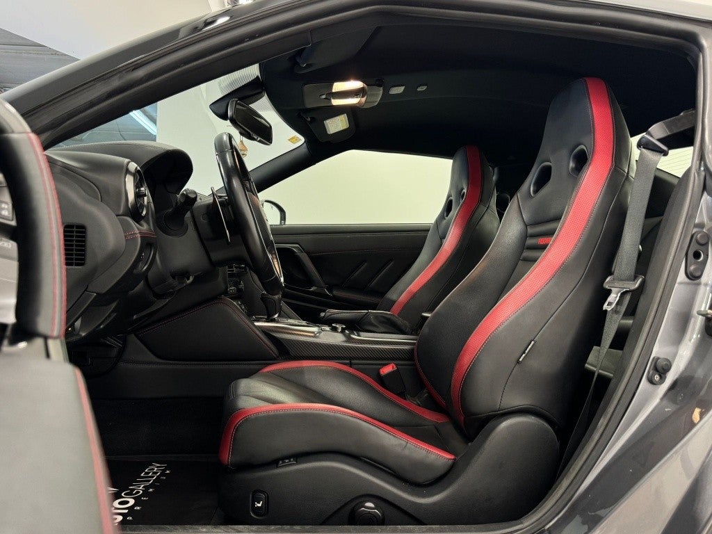 Nissan GT-R 3.8 V6 570 Black Edition Aut.