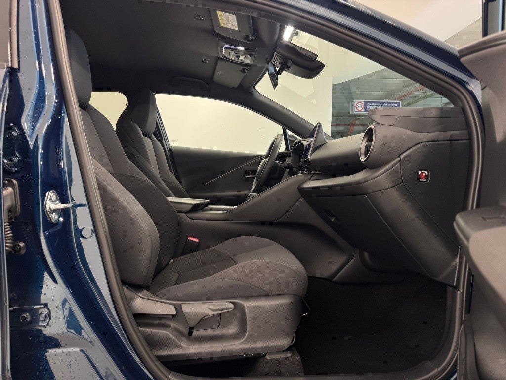 Toyota C-HR 140H Advance