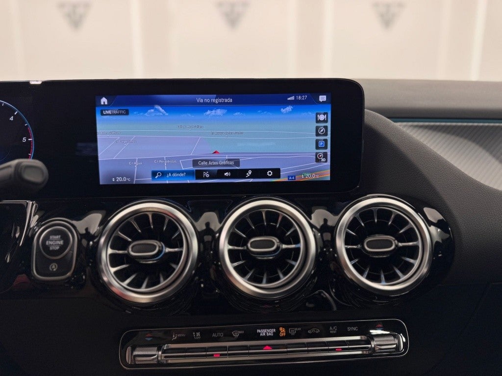 Mercedes-Benz Clase GLA 200d 8G-DCT