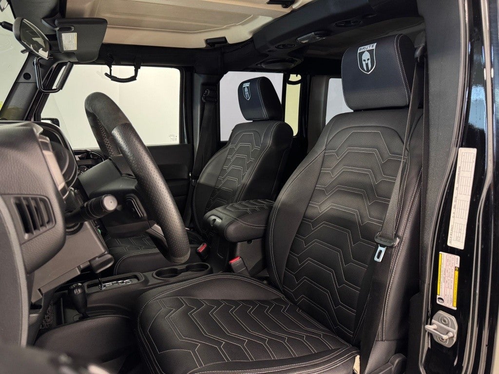 Jeep Wrangler Unlimited 2.8CRD Sport