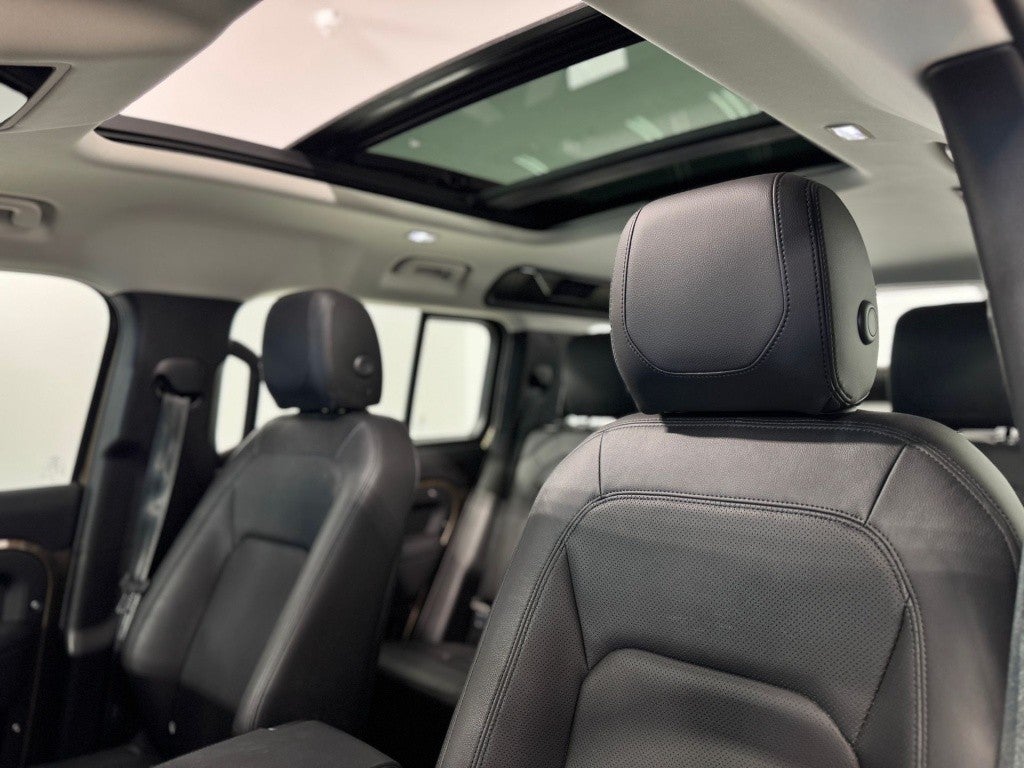 Land-Rover Defender 110 3.0 I6 MHEV X-Dynamic HSE AWD Aut. 400