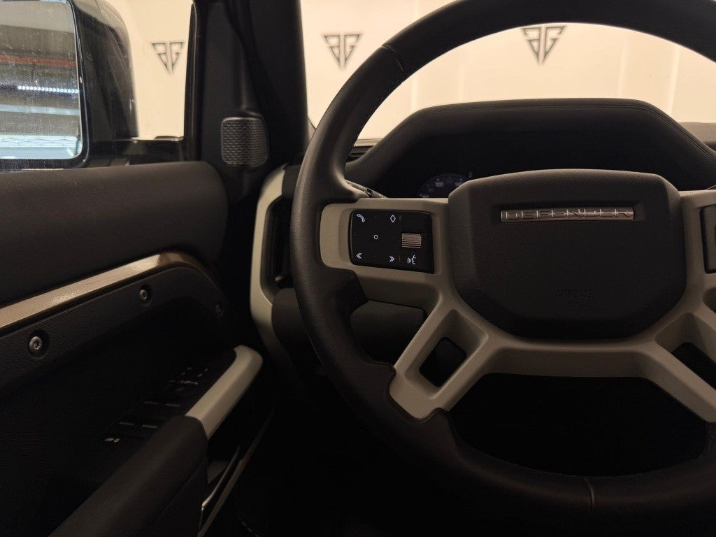 Land-Rover Defender 110 3.0 I6 MHEV X-Dynamic HSE AWD Aut. 400