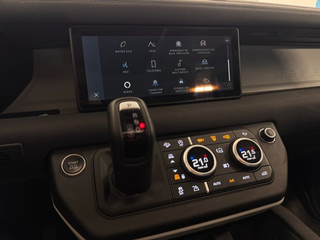 Land-Rover Defender 110 3.0 I6 MHEV X-Dynamic HSE AWD Aut. 400