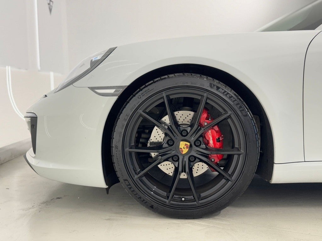 Porsche 911 Carrera Cabriolet PDK