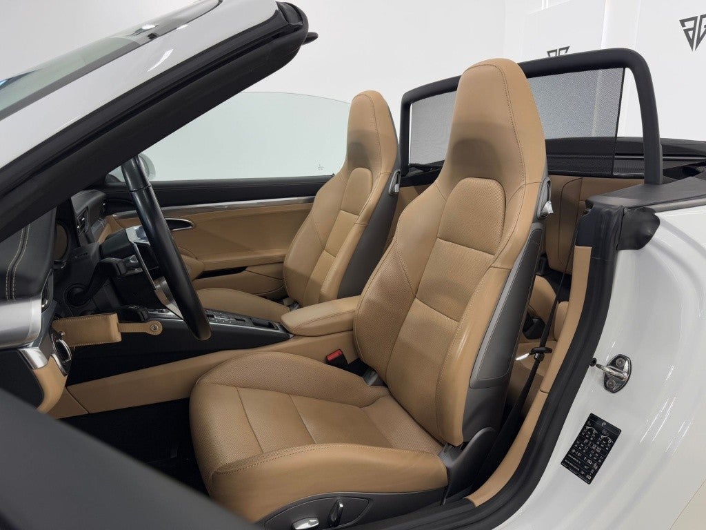 Porsche 911 Carrera Cabriolet PDK