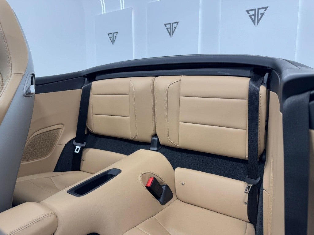 Porsche 911 Carrera Cabriolet PDK