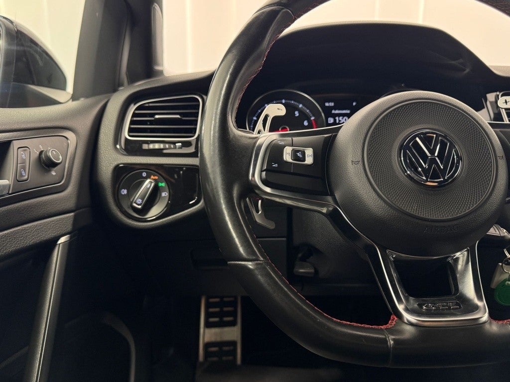 Volkswagen Golf 2.0 TSI GTI DSG6 169kW
