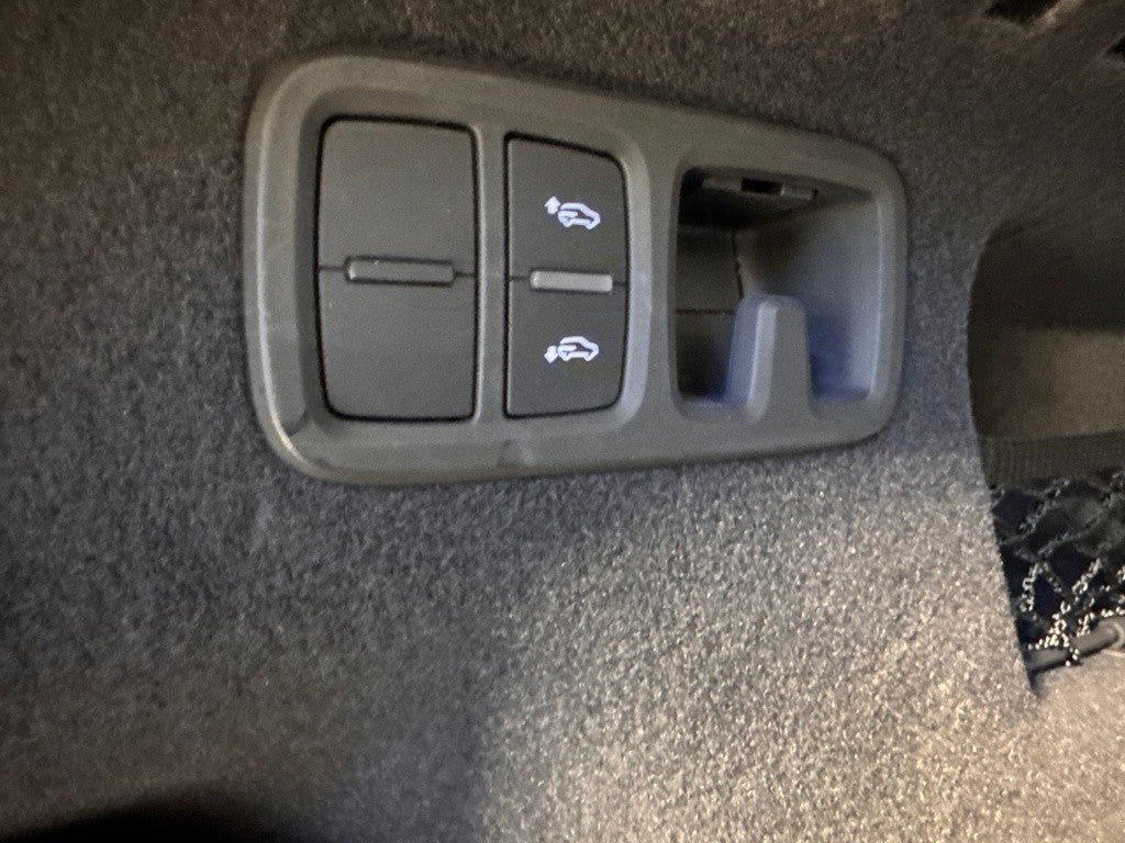 Audi Q8 55 TFSIe S line quattro