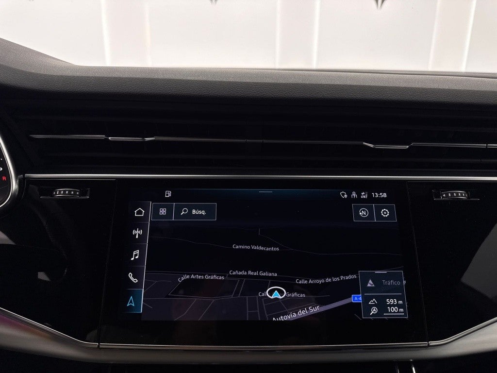 Audi Q8 55 TFSIe S line quattro