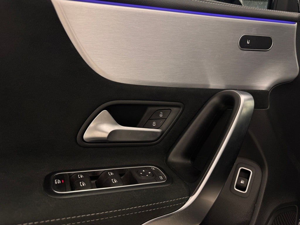 Mercedes-Benz Clase A 250e 8G-DCT