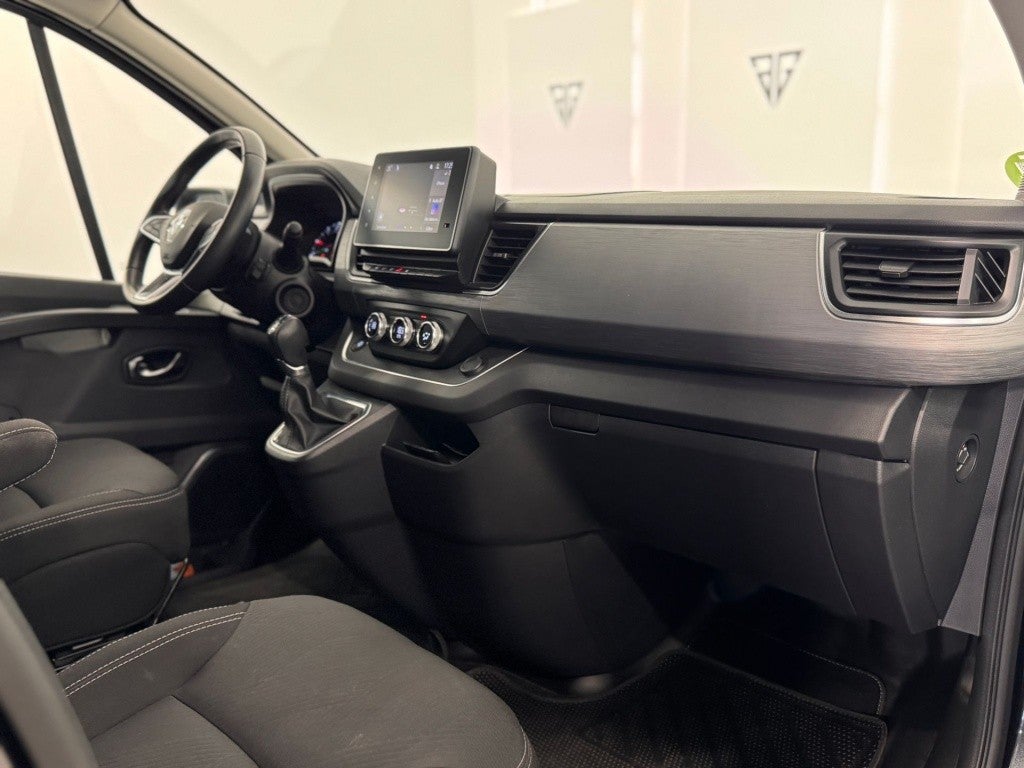 Renault Trafic Combi 2.0dCi Energy Blue SpaceClass Largo EDC 125kW