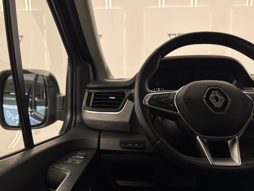 Renault Trafic Combi 2.0dCi Energy Blue SpaceClass Largo EDC 125kW