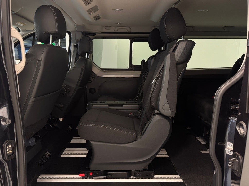 Renault Trafic Combi 2.0dCi Energy Blue SpaceClass Largo EDC 125kW