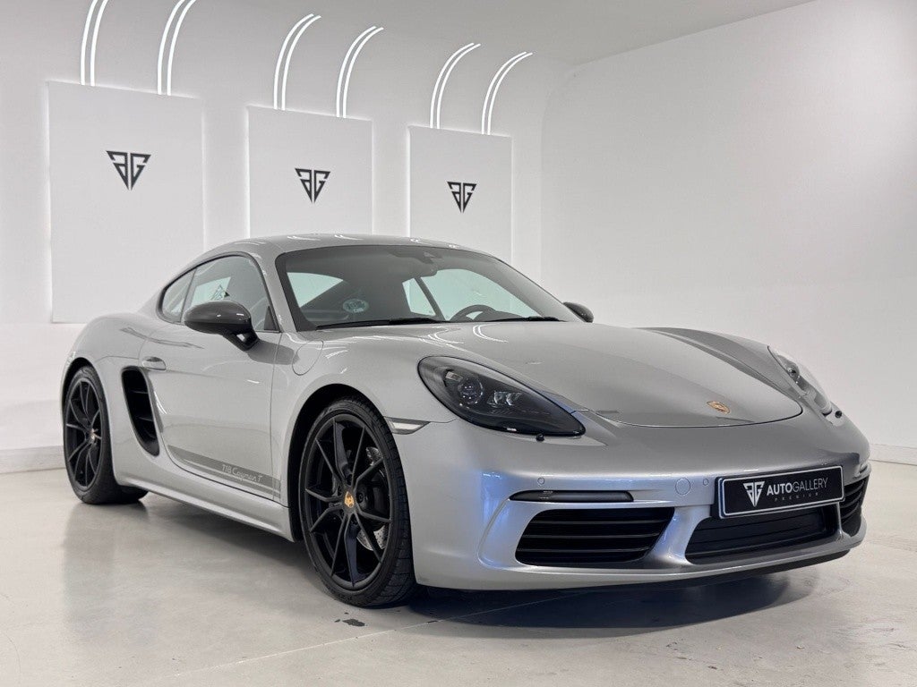 Porsche Cayman T PDK