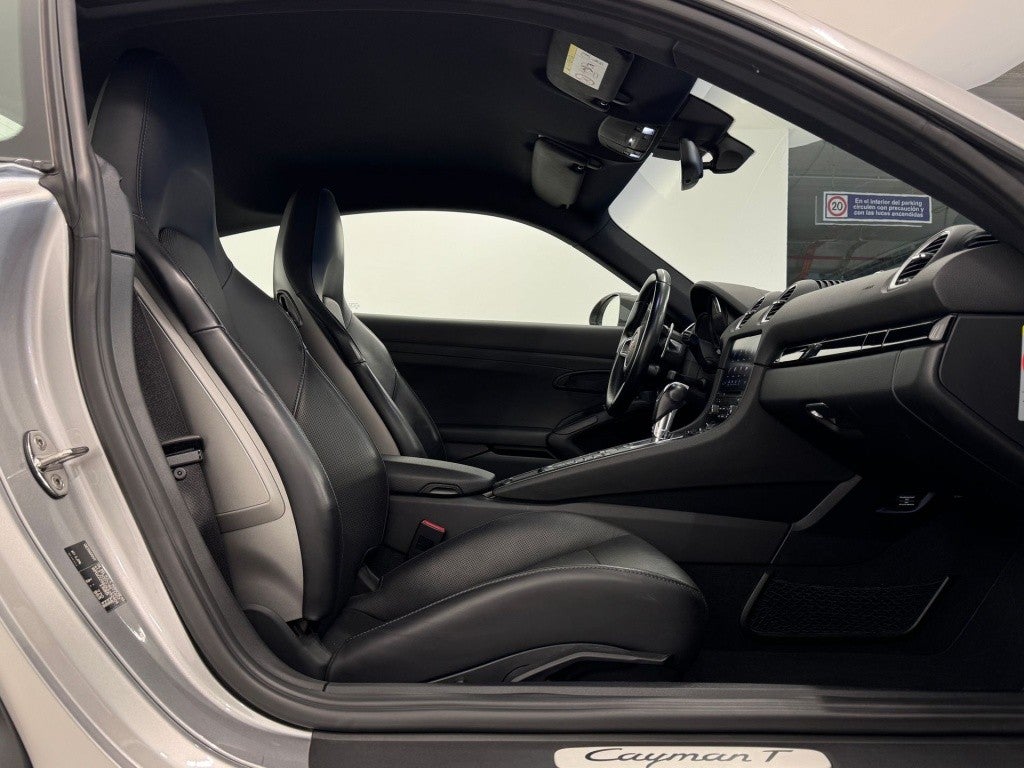 Porsche Cayman T PDK