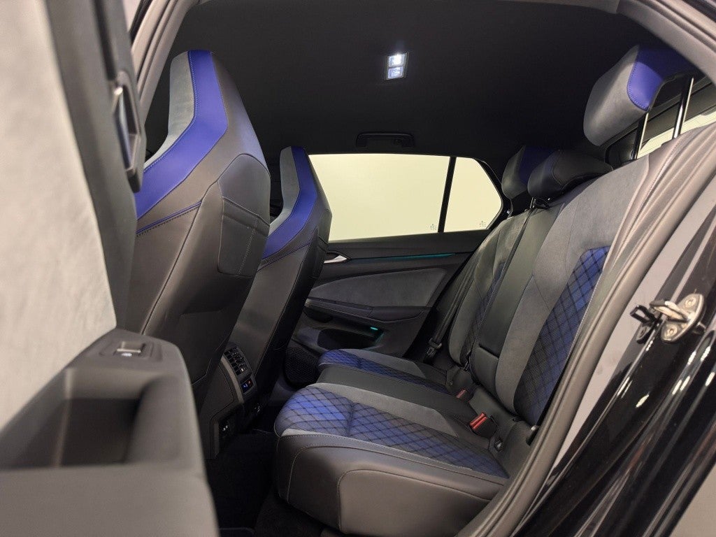 Volkswagen Golf 2.0 TSI R DSG 235kW