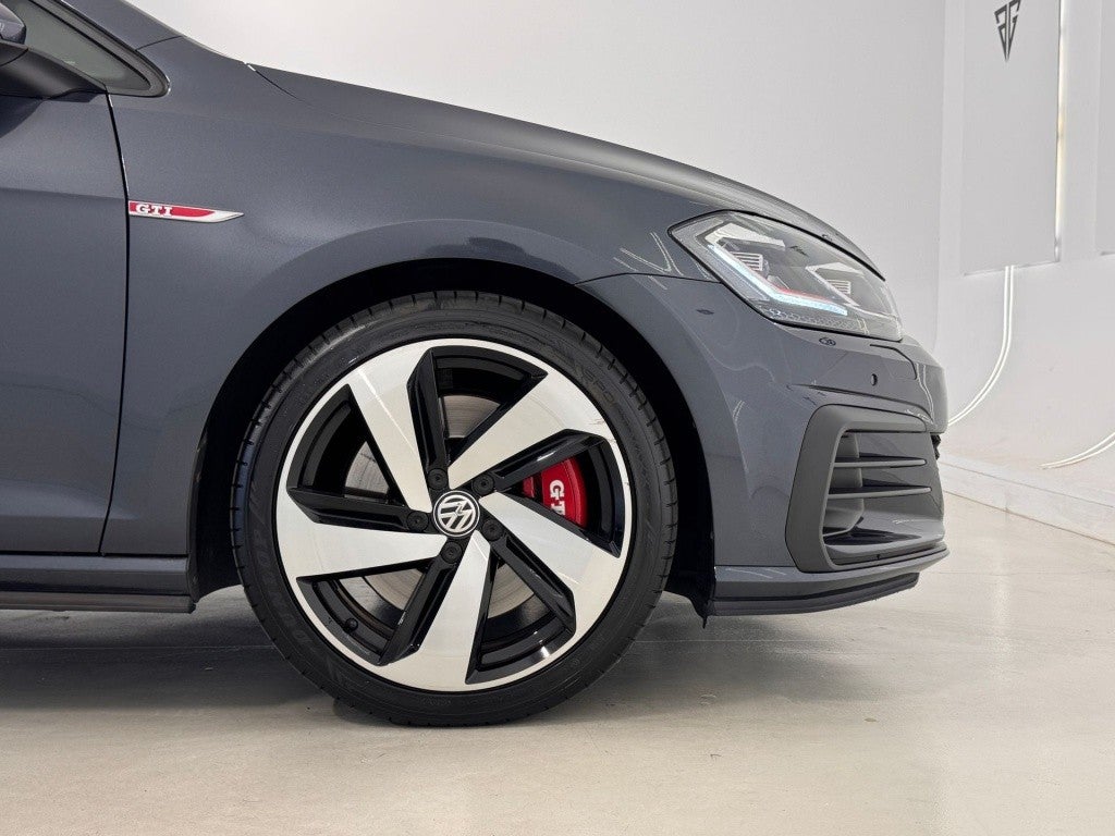 Volkswagen Golf 2.0 TSI GTI Performance DSG7 180kW
