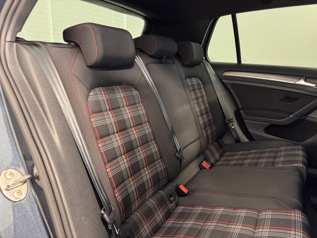 Volkswagen Golf 2.0 TSI GTI Performance DSG7 180kW