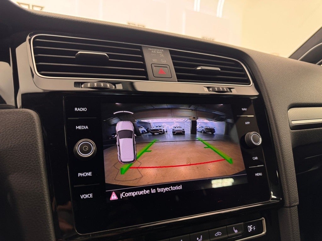 Volkswagen Golf 2.0 TSI GTI Performance DSG7 180kW