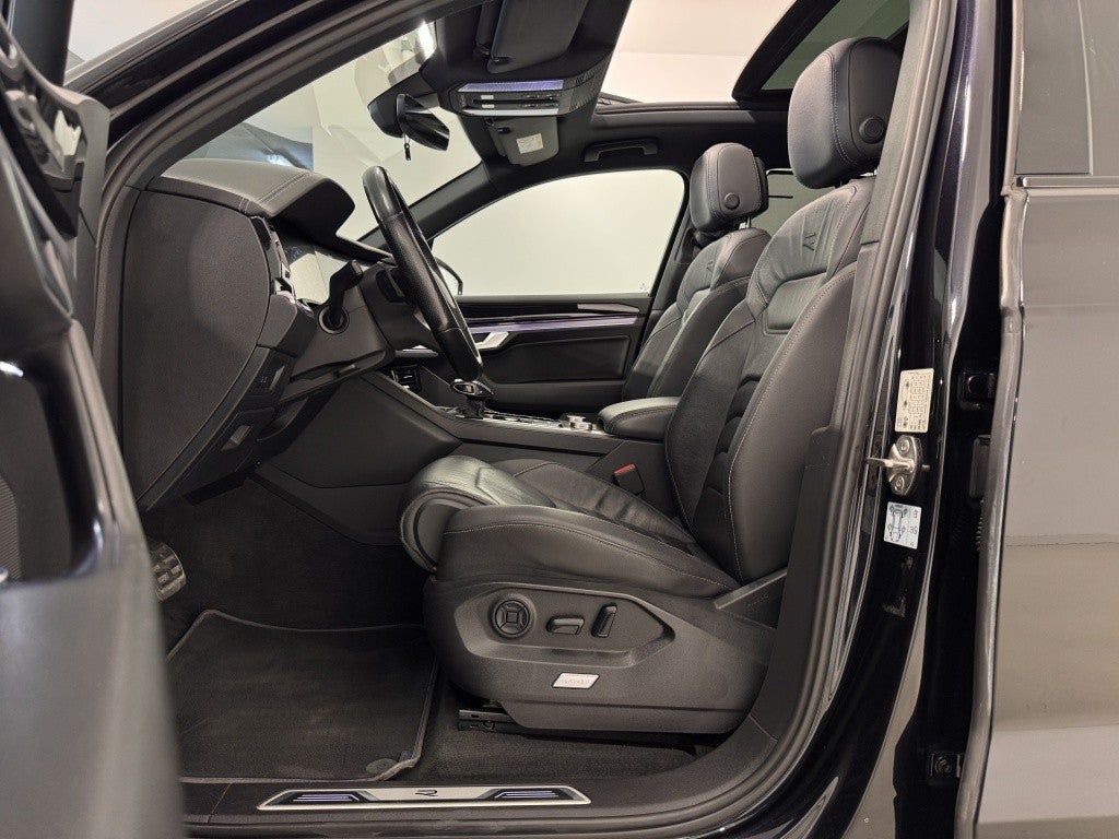 Volkswagen Touareg 3.0TSI V6 R 4Motion Tiptronic