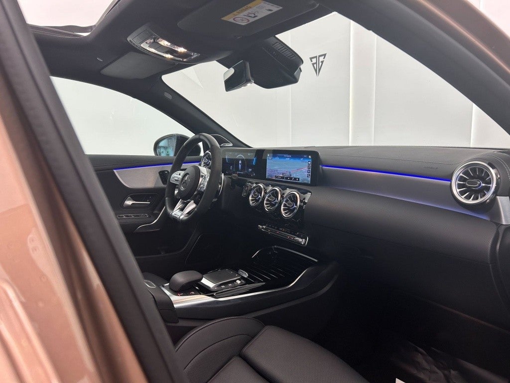 Mercedes-Benz Clase A 45 S AMG Line Premium 4Matic+ 8G-DCT