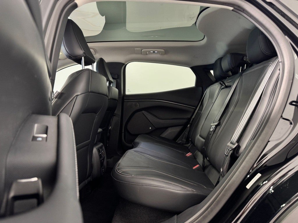 Ford Mustang Mach-E RWD Rango extendido