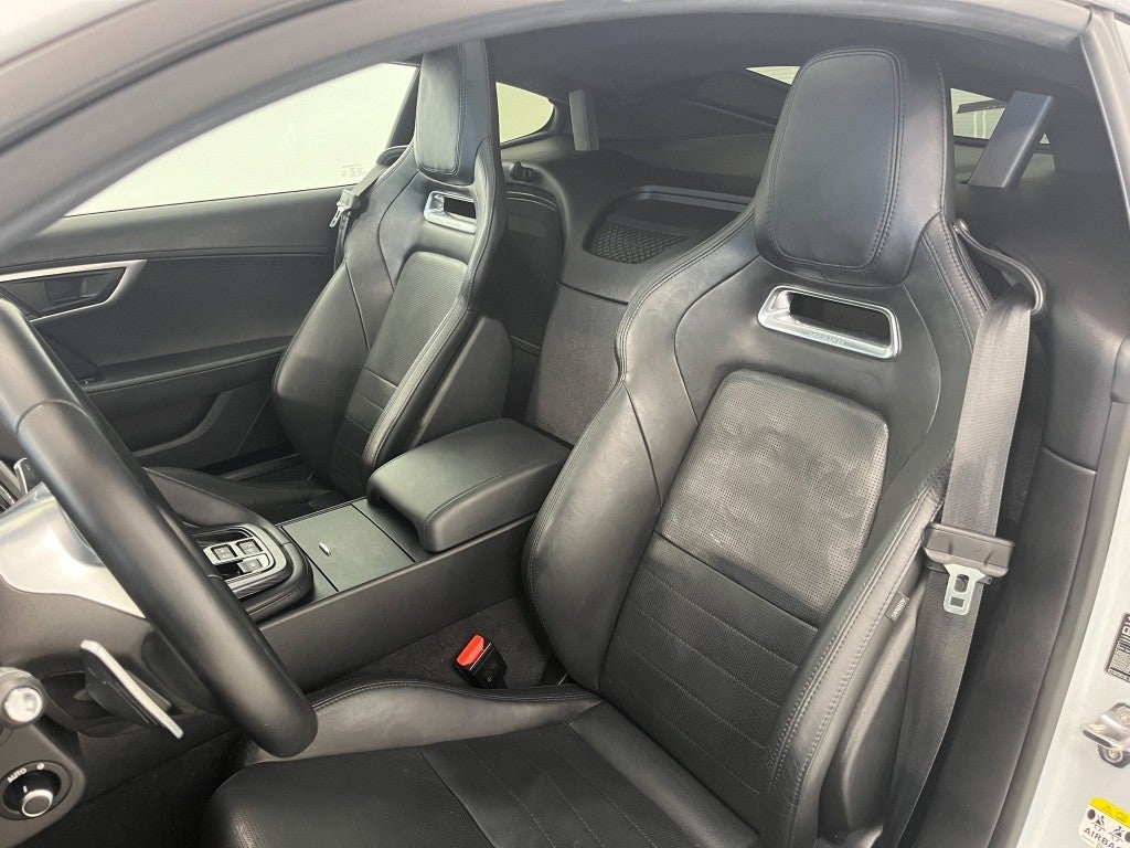 Jaguar F-Type Coupé 3.0 V6 R-Dynamic Aut. 340