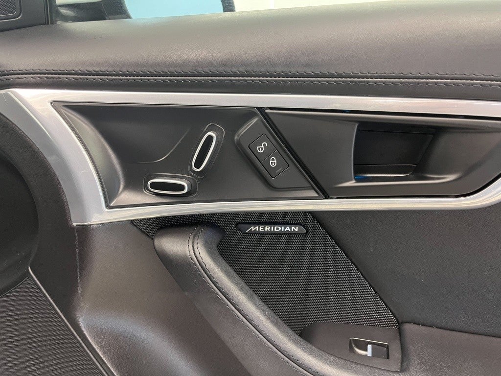 Jaguar F-Type Coupé 3.0 V6 R-Dynamic Aut. 340