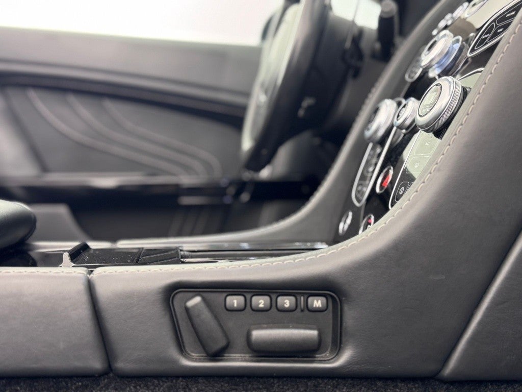 Aston Martin Vantage V8 S Roadster Sportshift II