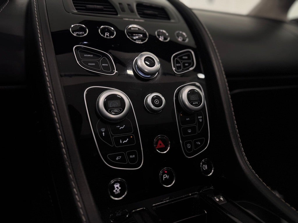 Aston Martin Vantage V8 S Roadster Sportshift II