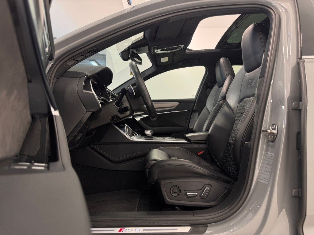 Audi A6 RS6 Avant TFSI quattro Tiptronic 441kW