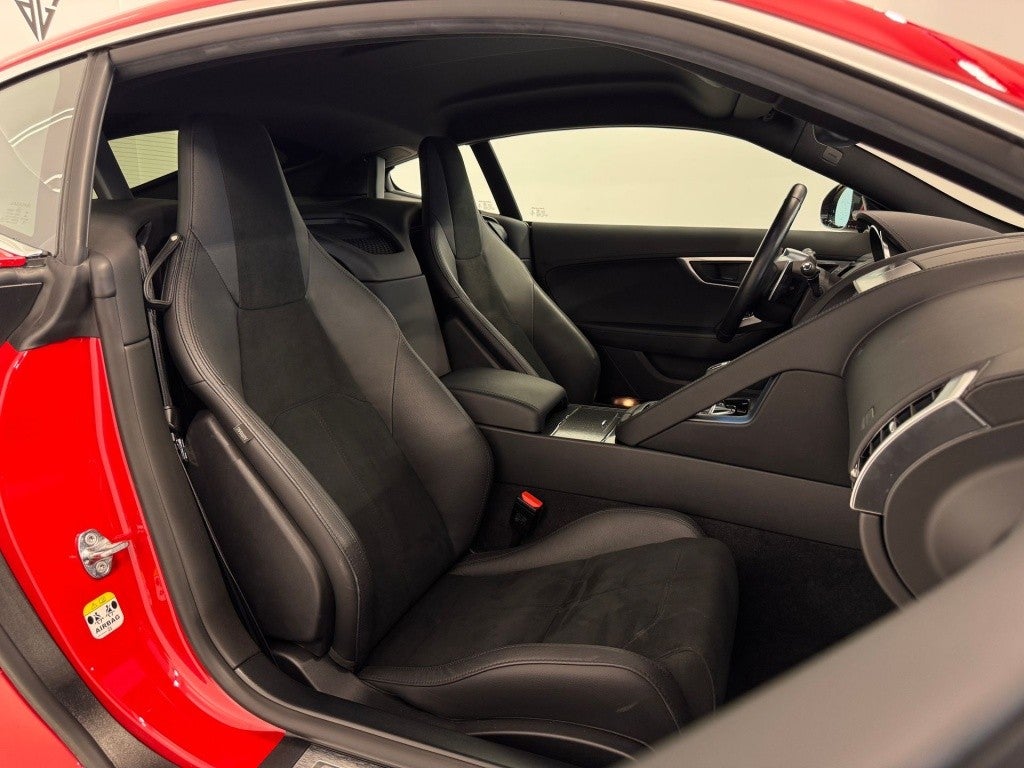 Jaguar F-Type Coupé 2.0 I4 R-Dynamic Aut. 300