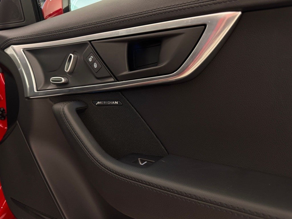 Jaguar F-Type Coupé 2.0 I4 R-Dynamic Aut. 300