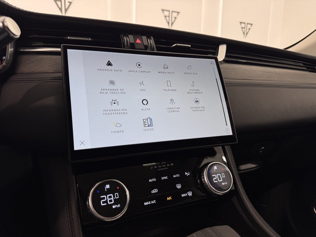 Jaguar F-Pace 2.0D l4 MHEV SE Aut. AWD 204