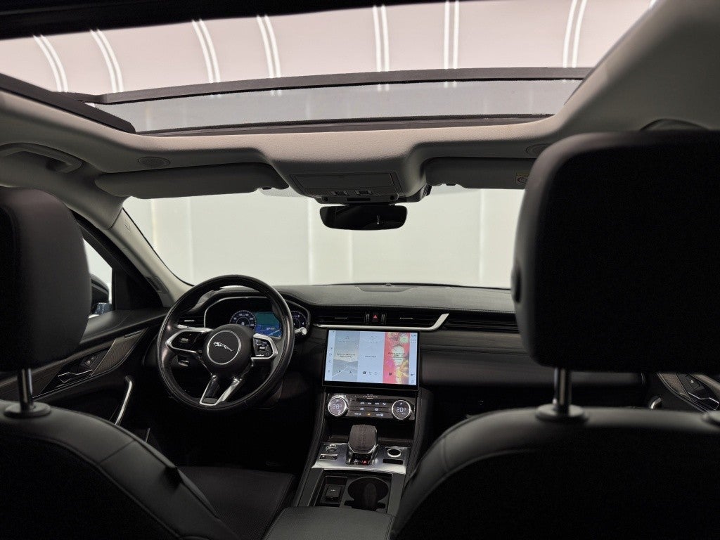 Jaguar F-Pace 2.0D l4 MHEV SE Aut. AWD 204