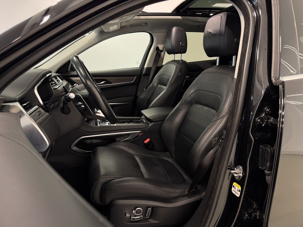 Jaguar F-Pace 2.0D l4 MHEV SE Aut. AWD 204