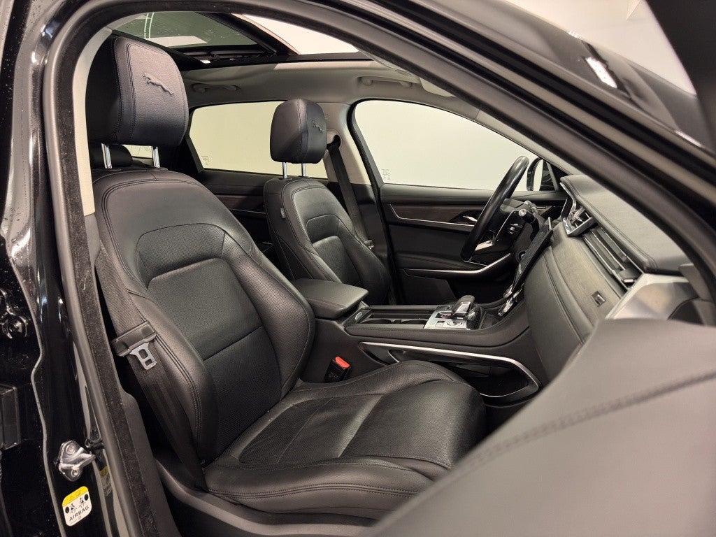 Jaguar F-Pace 2.0D l4 MHEV SE Aut. AWD 204