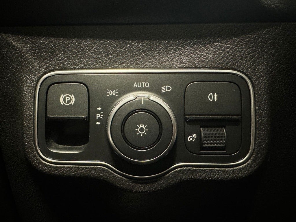 Mercedes-Benz EQB 300 4Matic