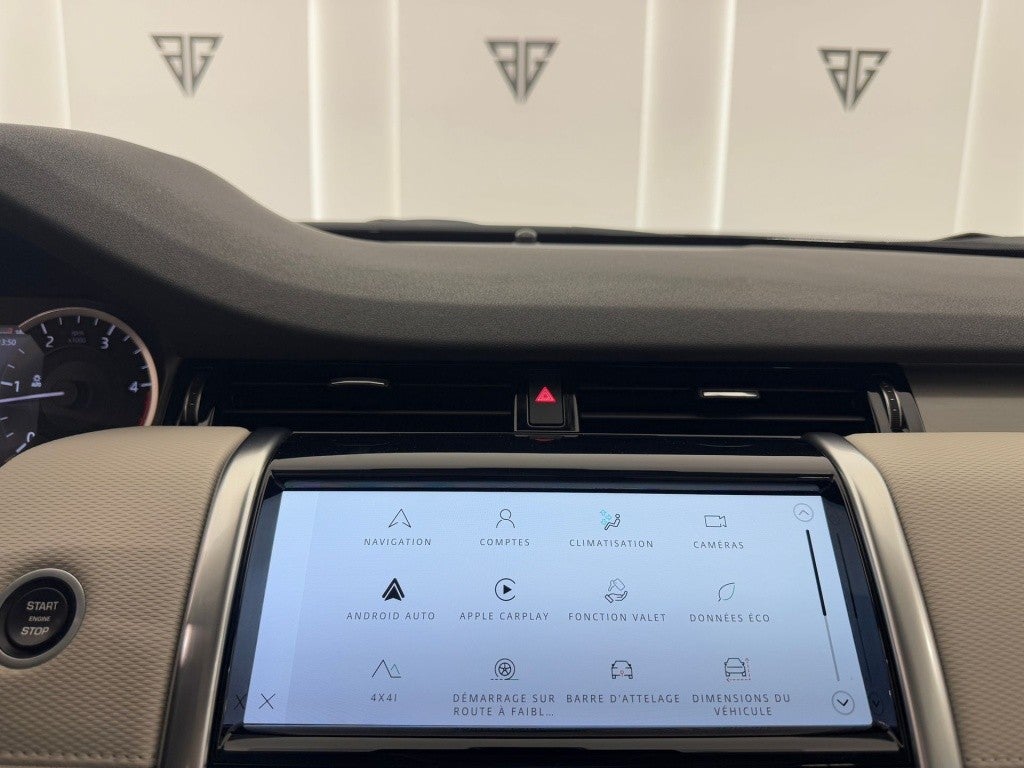 Land-Rover Discovery Sport 2.0D TD4 MHEV R-Dynamic SE AWD Auto 204