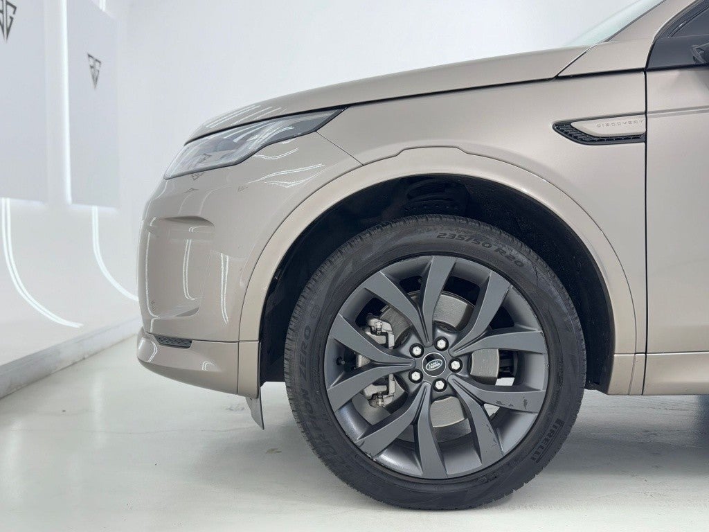 Land-Rover Discovery Sport 2.0D TD4 MHEV R-Dynamic SE AWD Auto 204