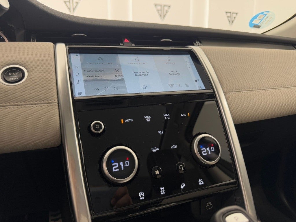 Land-Rover Discovery Sport 2.0D TD4 MHEV R-Dynamic SE AWD Auto 204