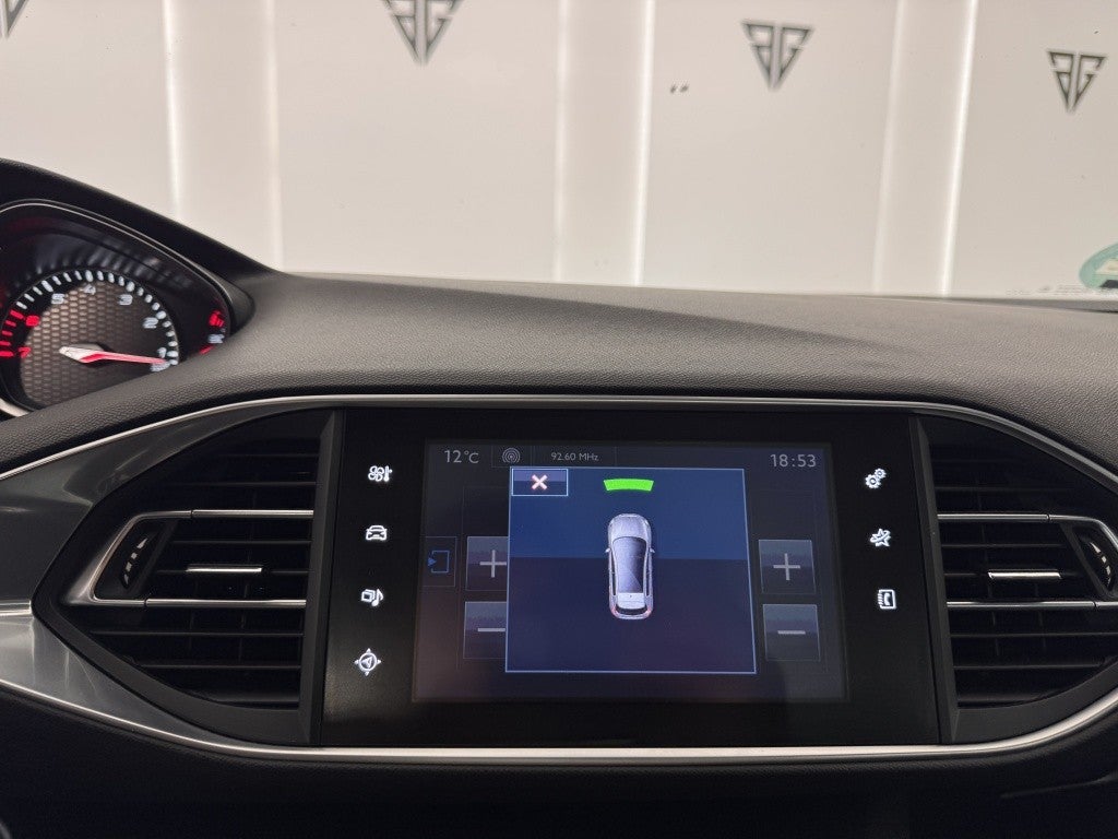 Peugeot 308 1.6 GTi 270