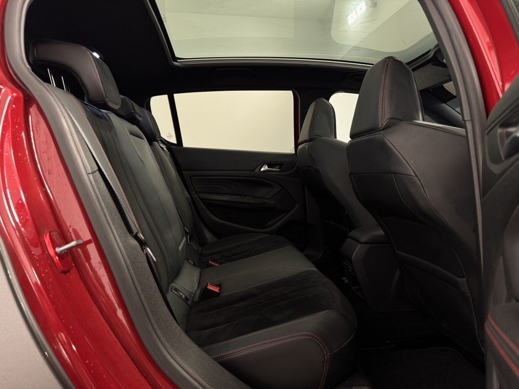 Peugeot 308 1.6 GTi 270