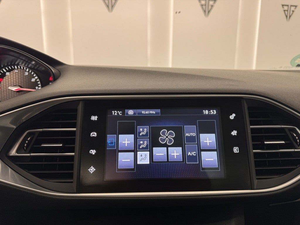 Peugeot 308 1.6 GTi 270