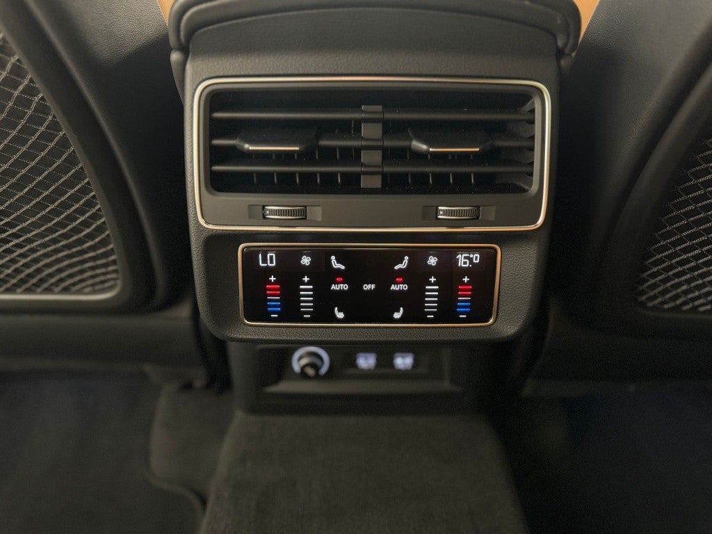 Audi Q8 RS TFSI quattro tiptronic