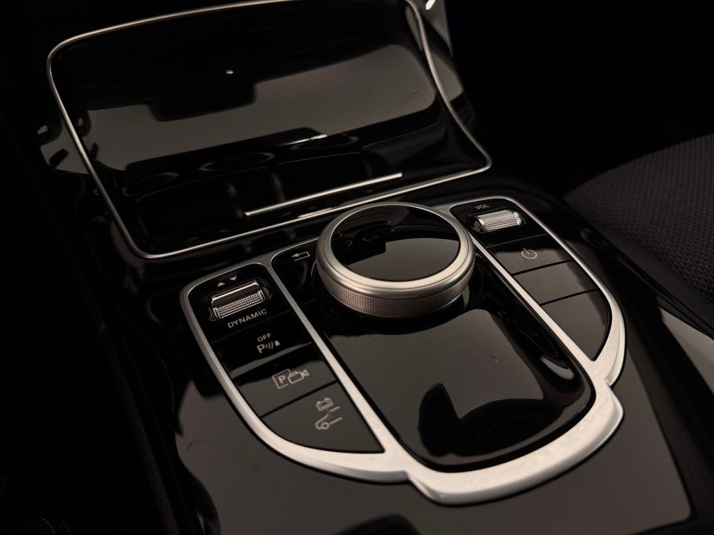 Mercedes-Benz Clase C 300 de 9G-Tronic