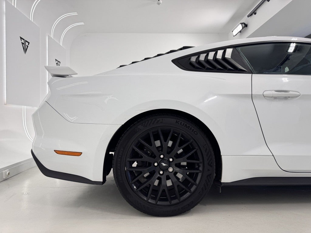 Ford Mustang Fastback 5.0 Ti-VCT GT