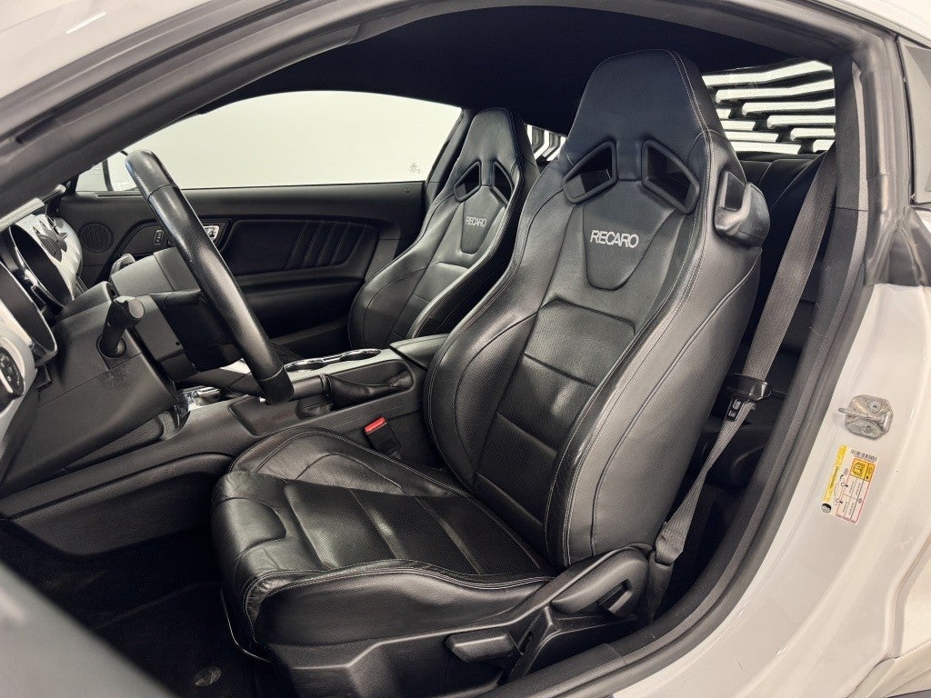 Ford Mustang Fastback 5.0 Ti-VCT GT